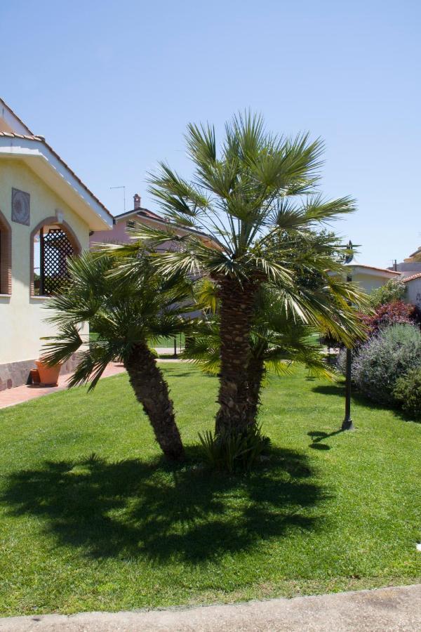 Paoline'S Suite In Villa Fiumicino Luaran gambar