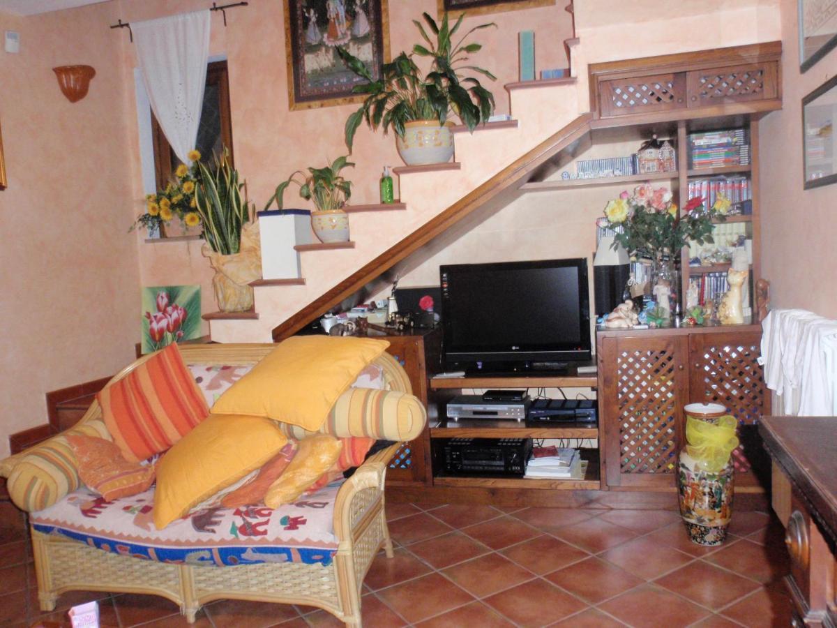 Paoline'S Suite In Villa Fiumicino Luaran gambar