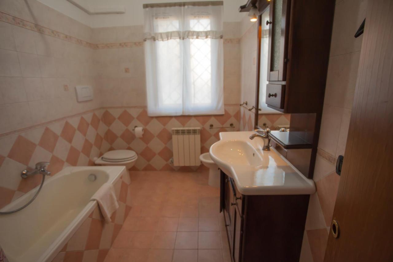 Paoline'S Suite In Villa Fiumicino Luaran gambar