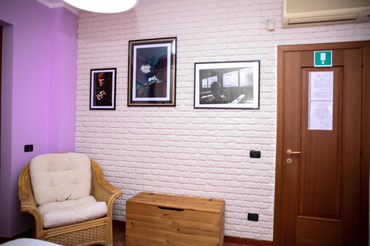 Paoline'S Suite In Villa Fiumicino Luaran gambar
